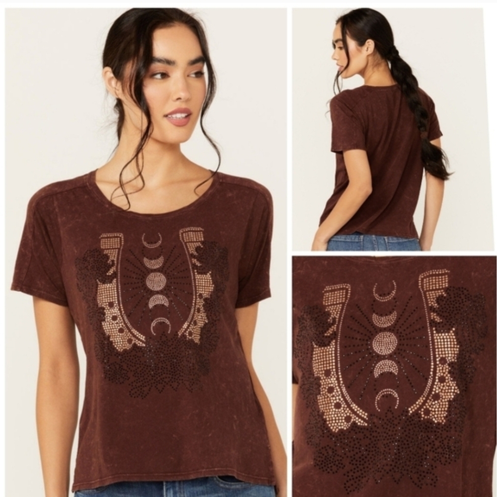 RELIST SOON Shyanne Brown Bling Tee Horseshoe Moon Phases Graphic XXL